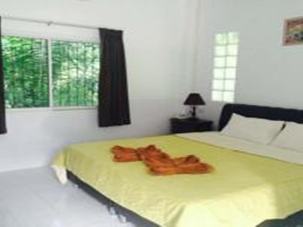 Baansuan Rimnam Resort Krabi town Extérieur photo